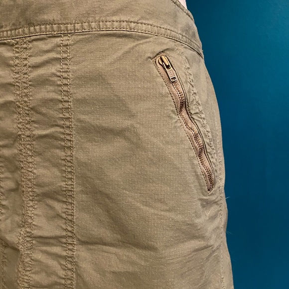 Skirt - Picture 2 of 2